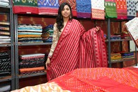 Actress Aashikka Meka Inaugurates Pochampally IKAT Art Mela